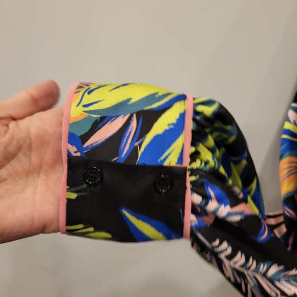 Long Sleeve Tropical Floral Office Button Down Blouse Large - Picture 6 of 7